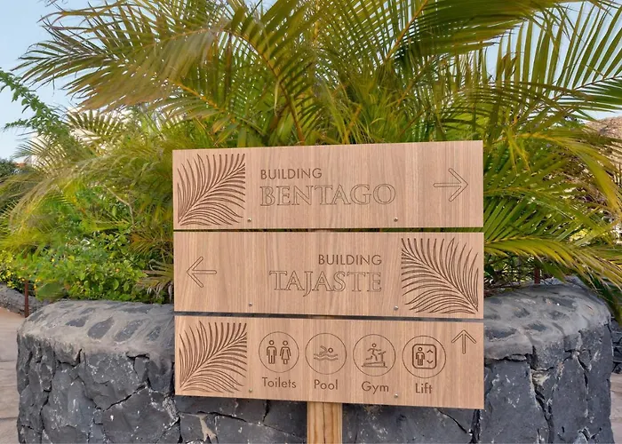 Jardines - Bentago 0,2 Nature Reserve View 1b * Palm-mar